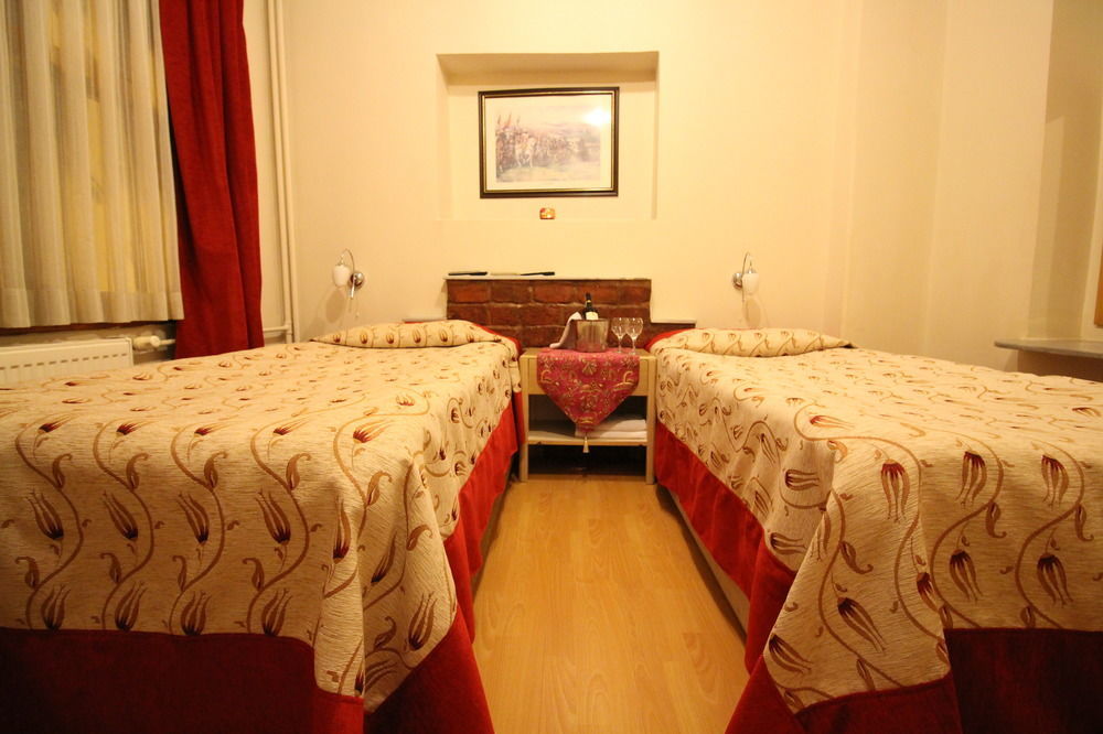 איסטמבול Dos Hermanos Hotel מראה חיצוני תמונה