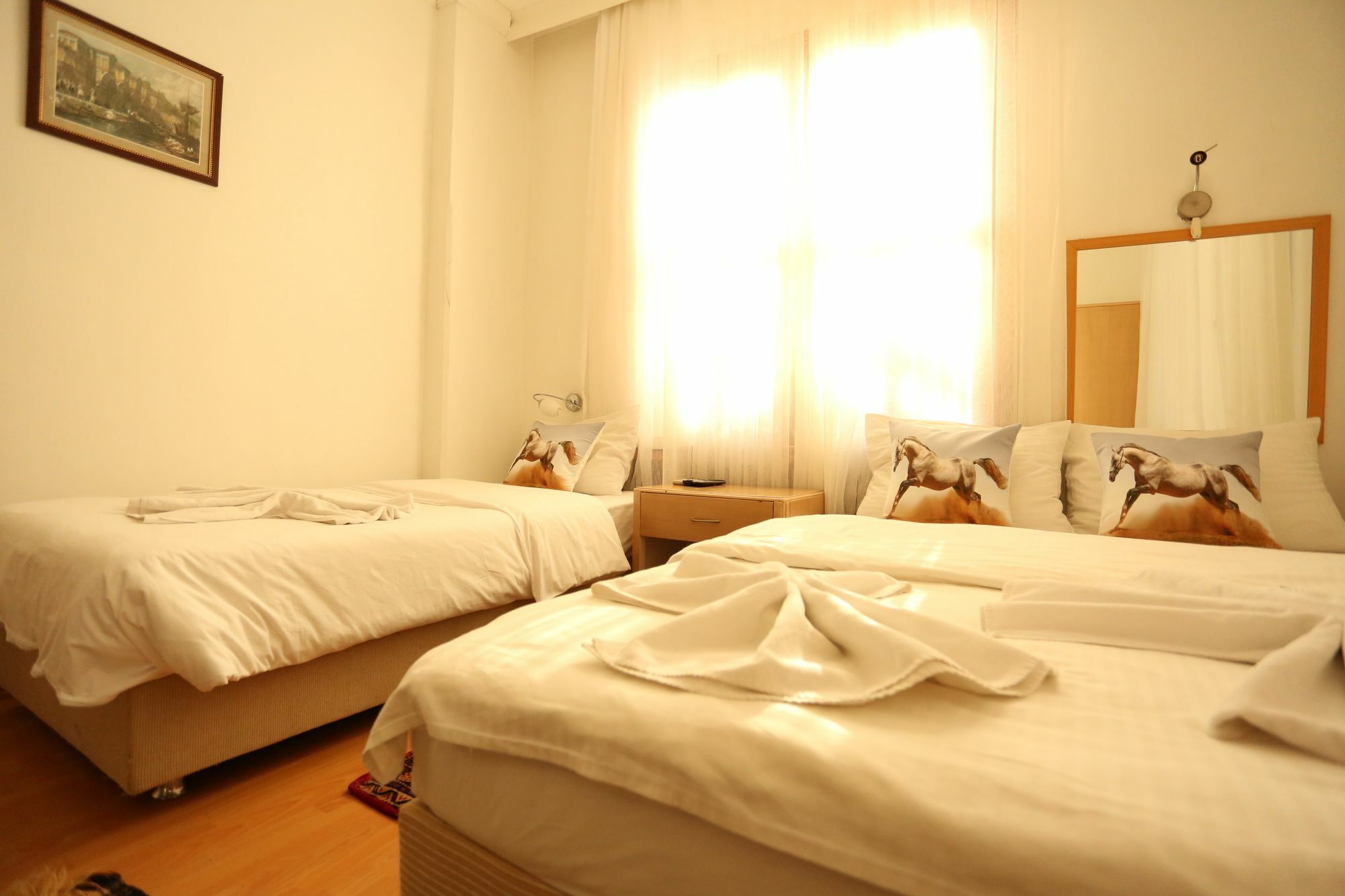 איסטמבול Dos Hermanos Hotel מראה חיצוני תמונה